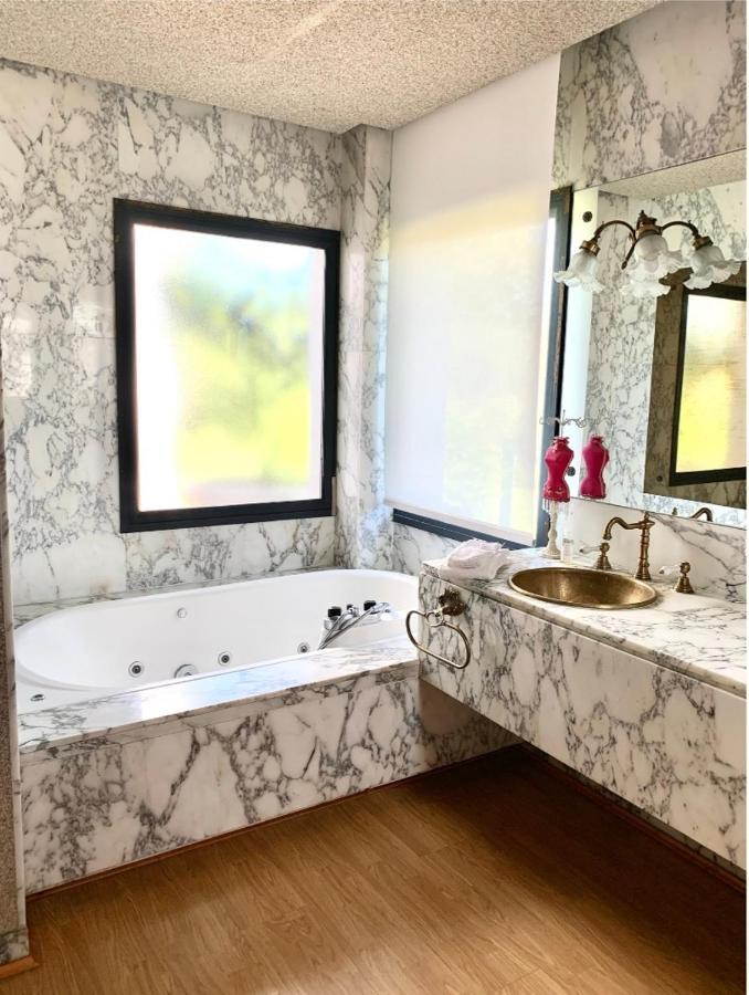 Chalet Con Vistas A Sevilla Gelves 外观 照片